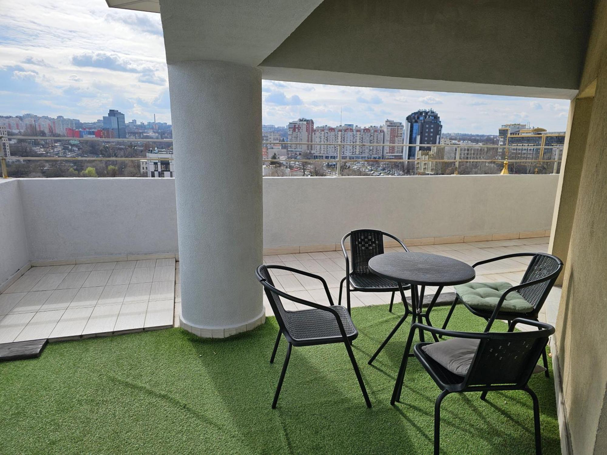 Apartament With Terras Chisinau Ngoại thất bức ảnh