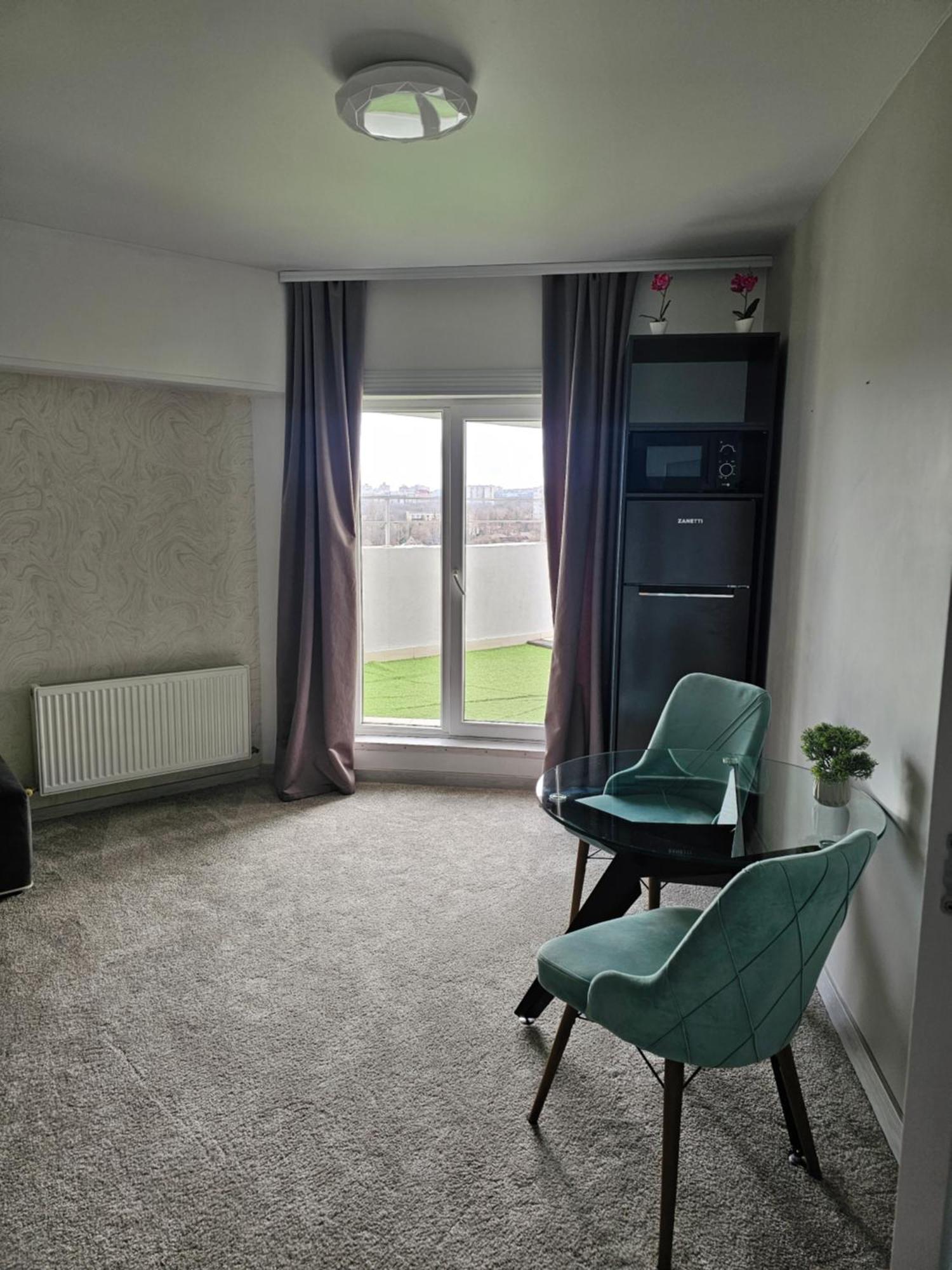 Apartament With Terras Chisinau Ngoại thất bức ảnh